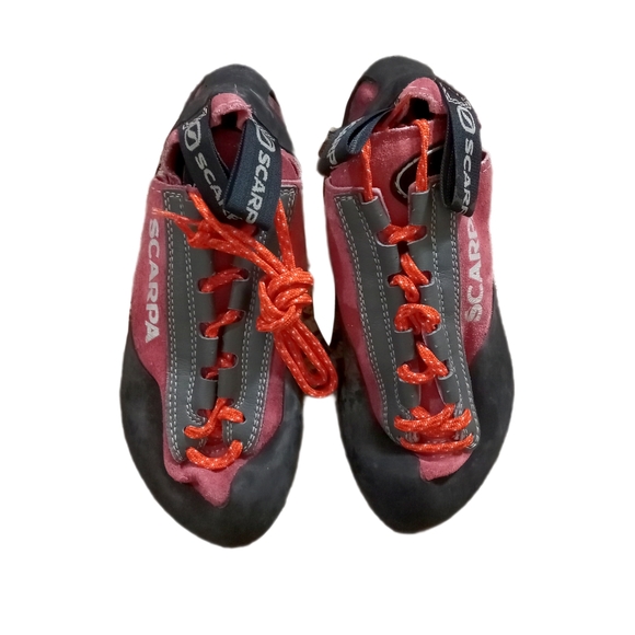 Scarpa lace up climbing shoes - Picture 4 of 8